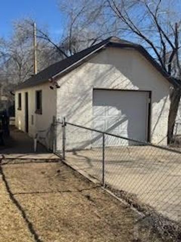 2528 Wyoming Ave, Pueblo, CO 81004