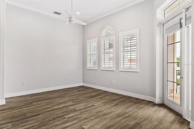 212 MILAN AVENUE W 1, Venice, FL 34285