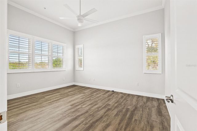 212 MILAN AVENUE W 1, Venice, FL 34285