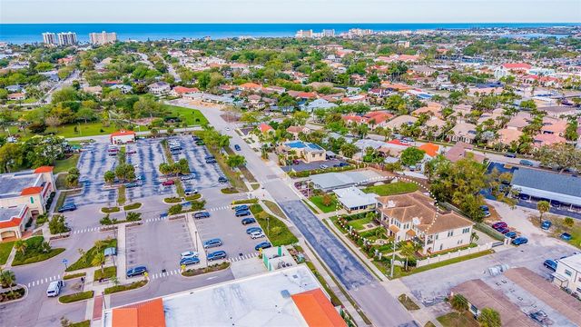 212 MILAN AVENUE W 1, Venice, FL 34285