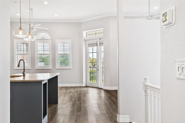 212 MILAN AVENUE W 1, Venice, FL 34285