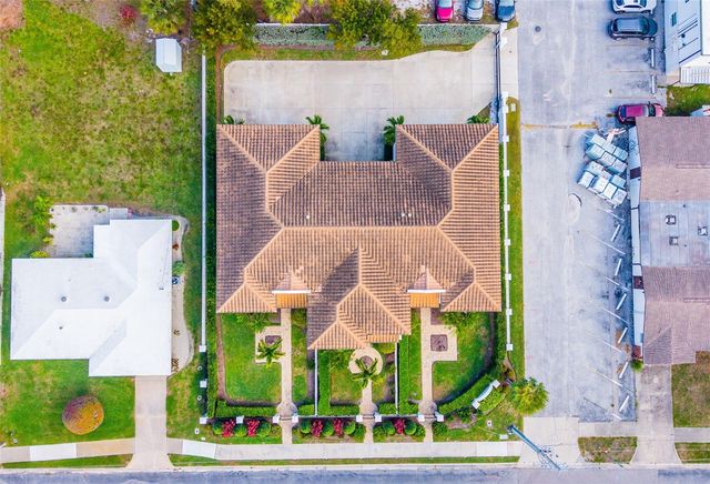 212 MILAN AVENUE W 1, Venice, FL 34285