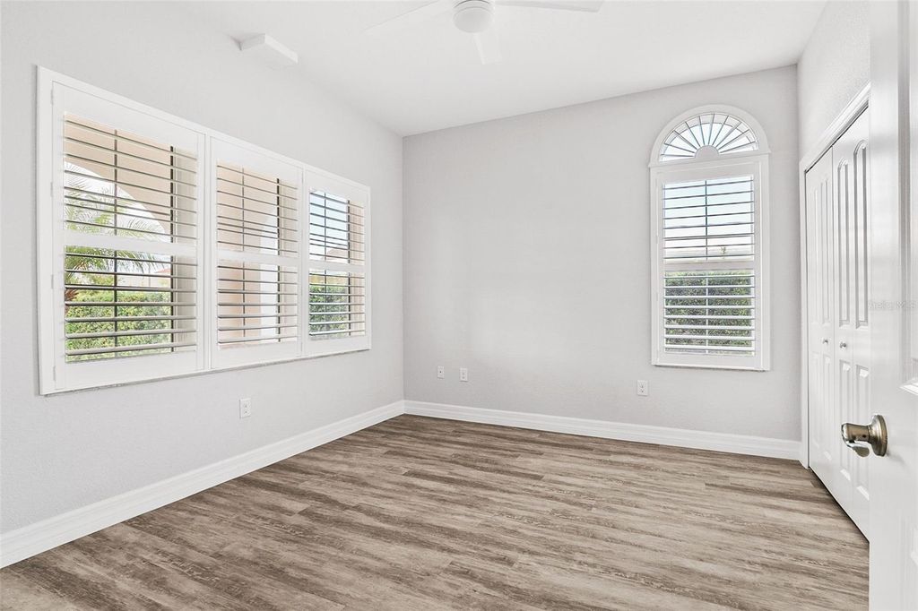 Image 20 of property listing at 212 MILAN AVENUE W 1, Venice, FL 34285