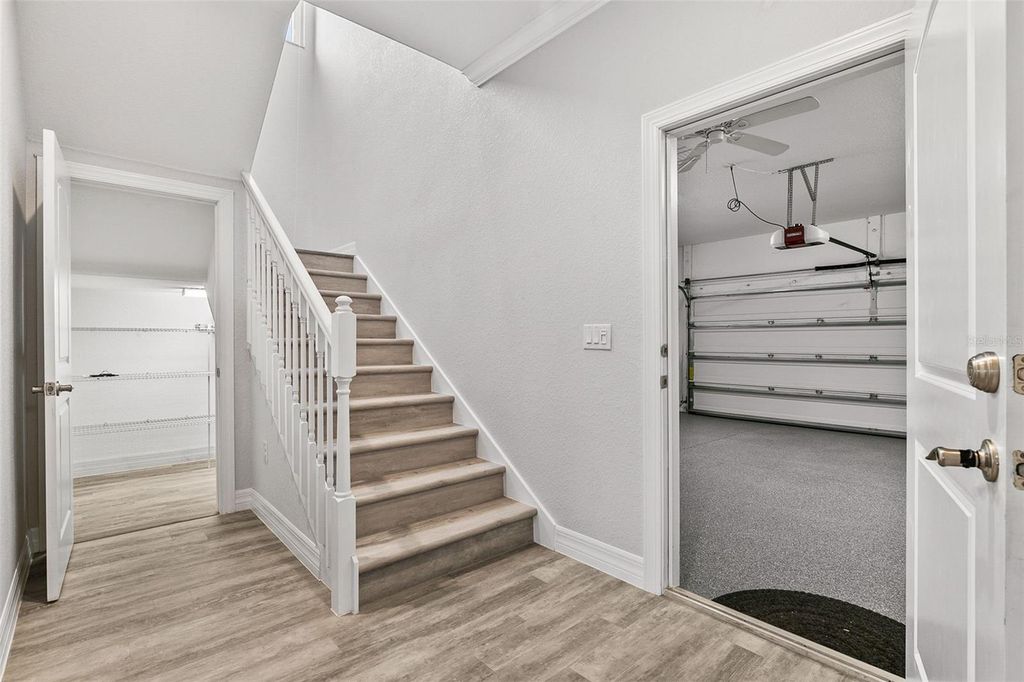 Image 24 of property listing at 212 MILAN AVENUE W 1, Venice, FL 34285