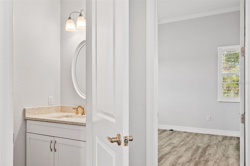 Image 49 of property listing at 212 MILAN AVENUE W 1, Venice, FL 34285