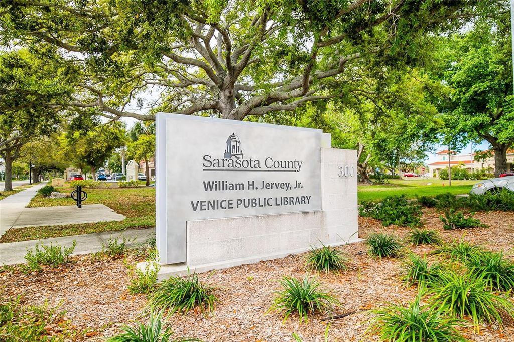 Image 64 of property listing at 212 MILAN AVENUE W 1, Venice, FL 34285