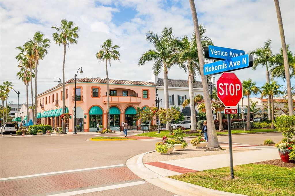 Image 69 of property listing at 212 MILAN AVENUE W 1, Venice, FL 34285