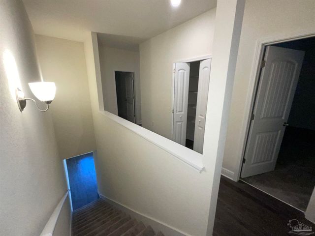 5065 Peach Dr, Pace, FL 32571