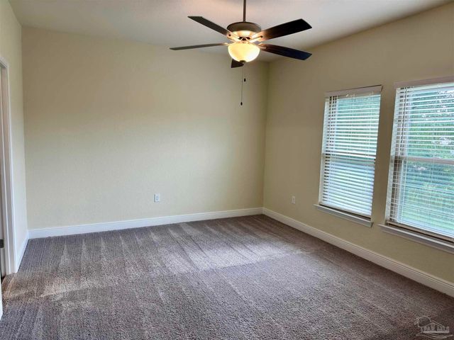 5065 Peach Dr, Pace, FL 32571