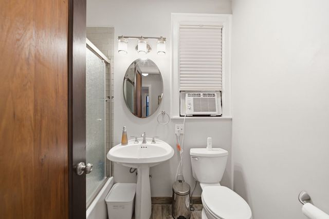 7639 N Eastlake Terrace 1D, Chicago, IL 60626