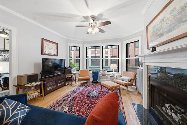 7639 N Eastlake Terrace 1D, Chicago, IL 60626