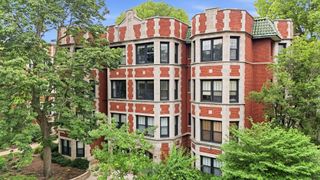 7639 N Eastlake Terrace 1D, Chicago, IL 60626