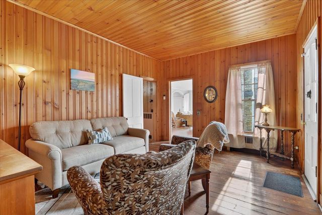 611 E Court Street, Janesville, WI 53545