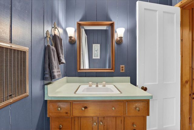 611 E Court Street, Janesville, WI 53545