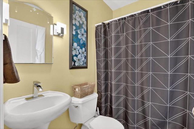 611 E Court Street, Janesville, WI 53545