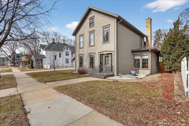 611 E Court Street, Janesville, WI 53545