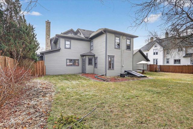 611 E Court Street, Janesville, WI 53545