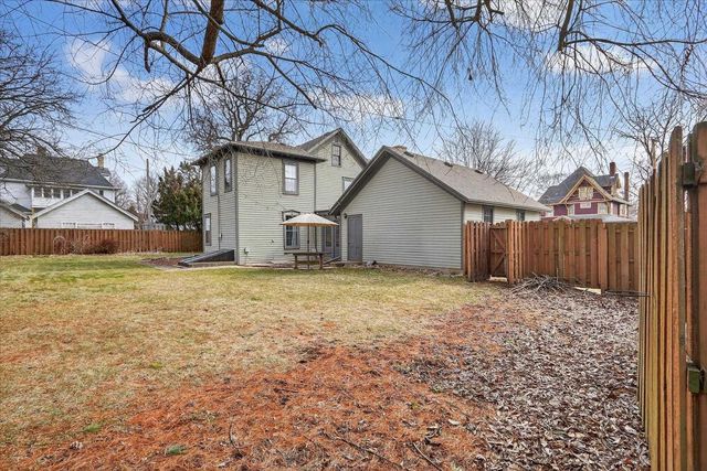 611 E Court Street, Janesville, WI 53545