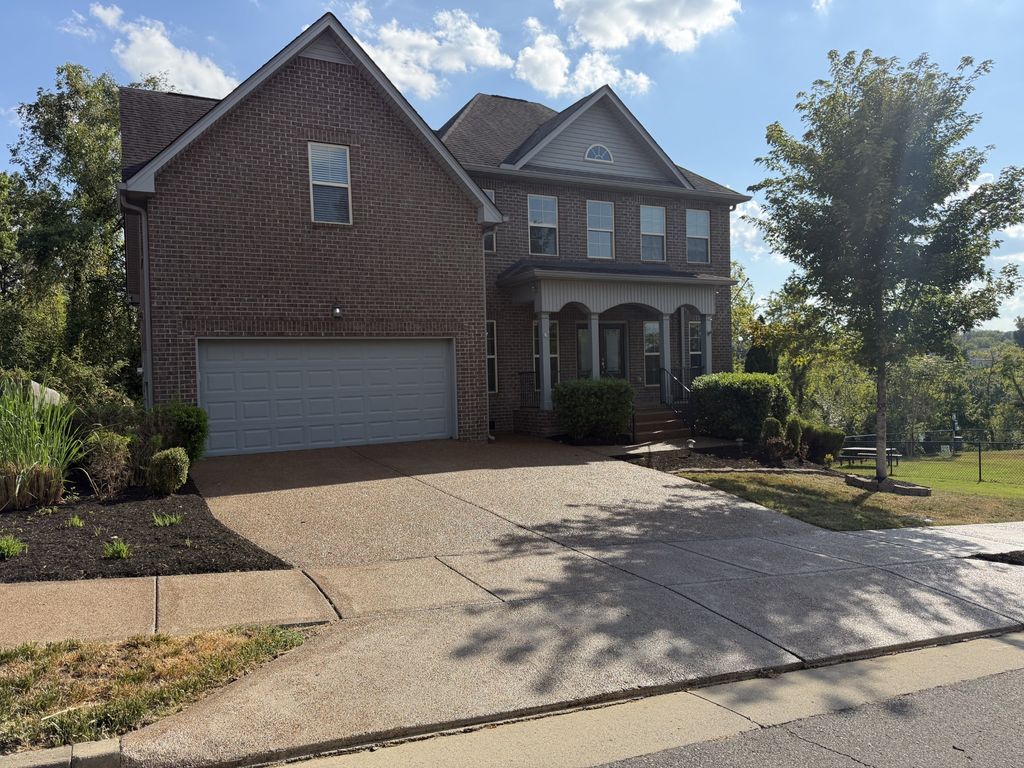 8299 Tapoco Ln, Brentwood, TN 37027