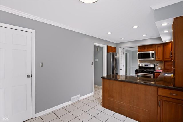 7148 E 65th Street, Indianapolis, IN 46256
