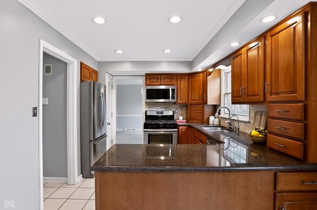 7148 E 65th Street, Indianapolis, IN 46256