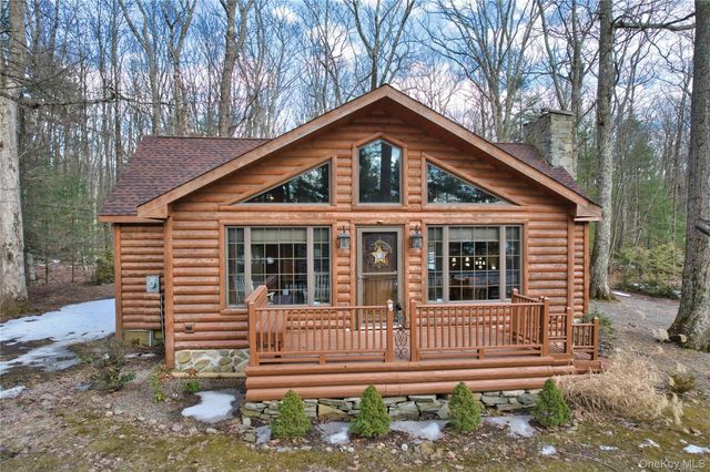 128 Shore Drive N, Wurtsboro, NY 12790