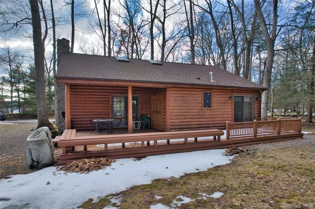 128 Shore Drive N, Wurtsboro, NY 12790