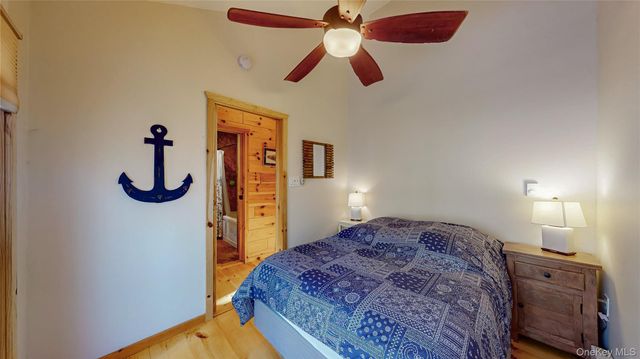 128 Shore Drive N, Wurtsboro, NY 12790