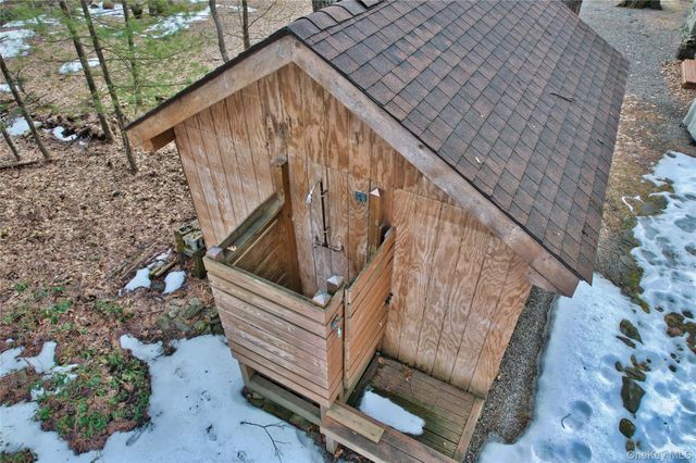 128 Shore Drive N, Wurtsboro, NY 12790