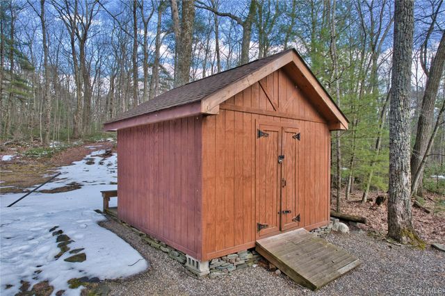 128 Shore Drive N, Wurtsboro, NY 12790