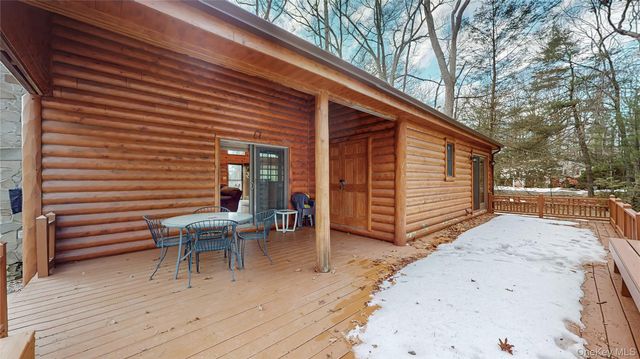 128 Shore Drive N, Wurtsboro, NY 12790