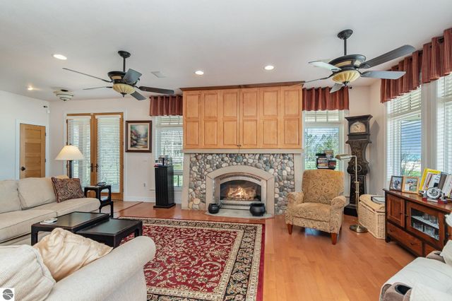 891 S State Street, Oscoda, MI 48750