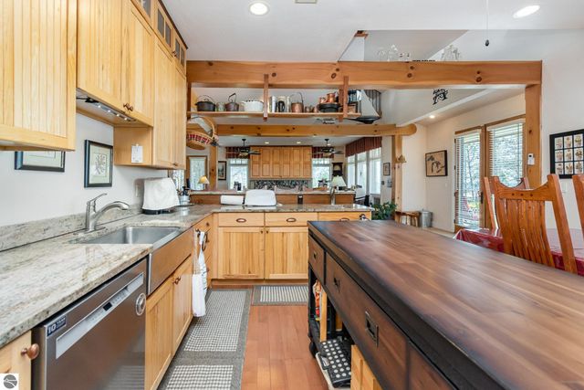 891 S State Street, Oscoda, MI 48750