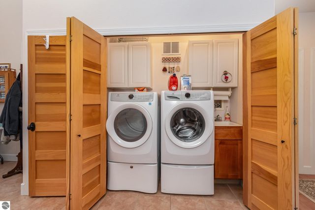 891 S State Street, Oscoda, MI 48750