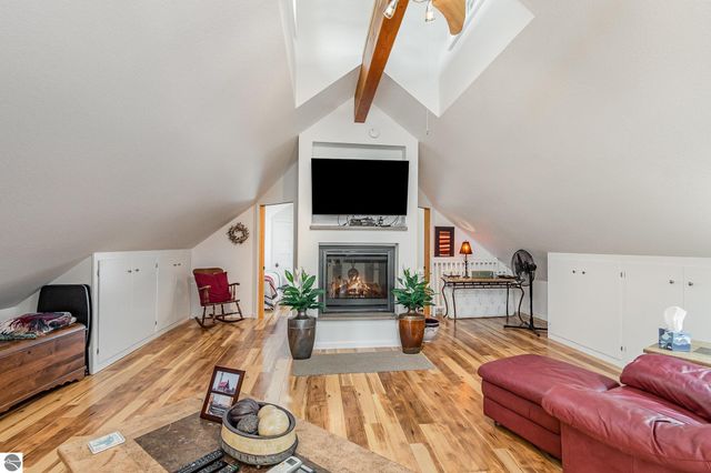 891 S State Street, Oscoda, MI 48750