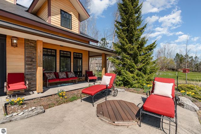 891 S State Street, Oscoda, MI 48750