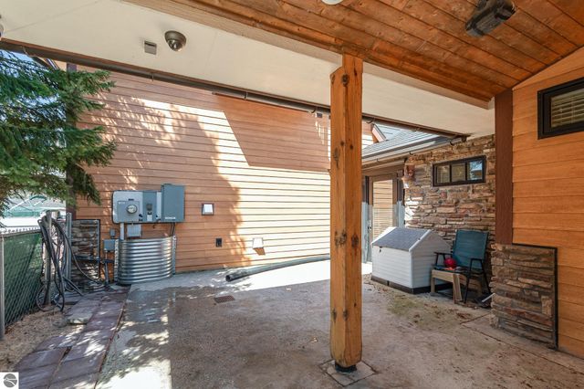 891 S State Street, Oscoda, MI 48750