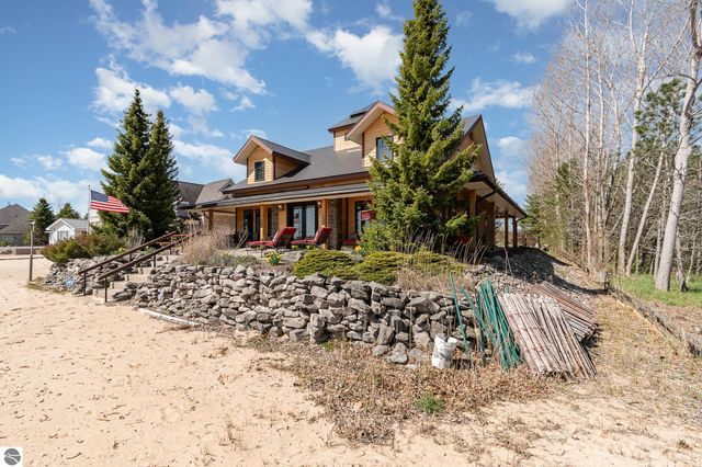 891 S State Street, Oscoda, MI 48750