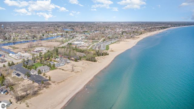 891 S State Street, Oscoda, MI 48750