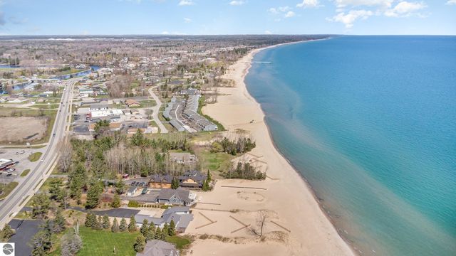 891 S State Street, Oscoda, MI 48750