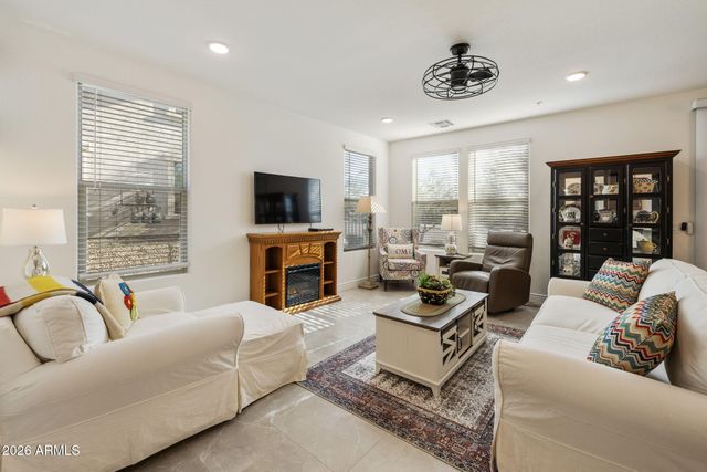 5100 E RANCHO PALOMA Drive 1053, Cave Creek, AZ 85331