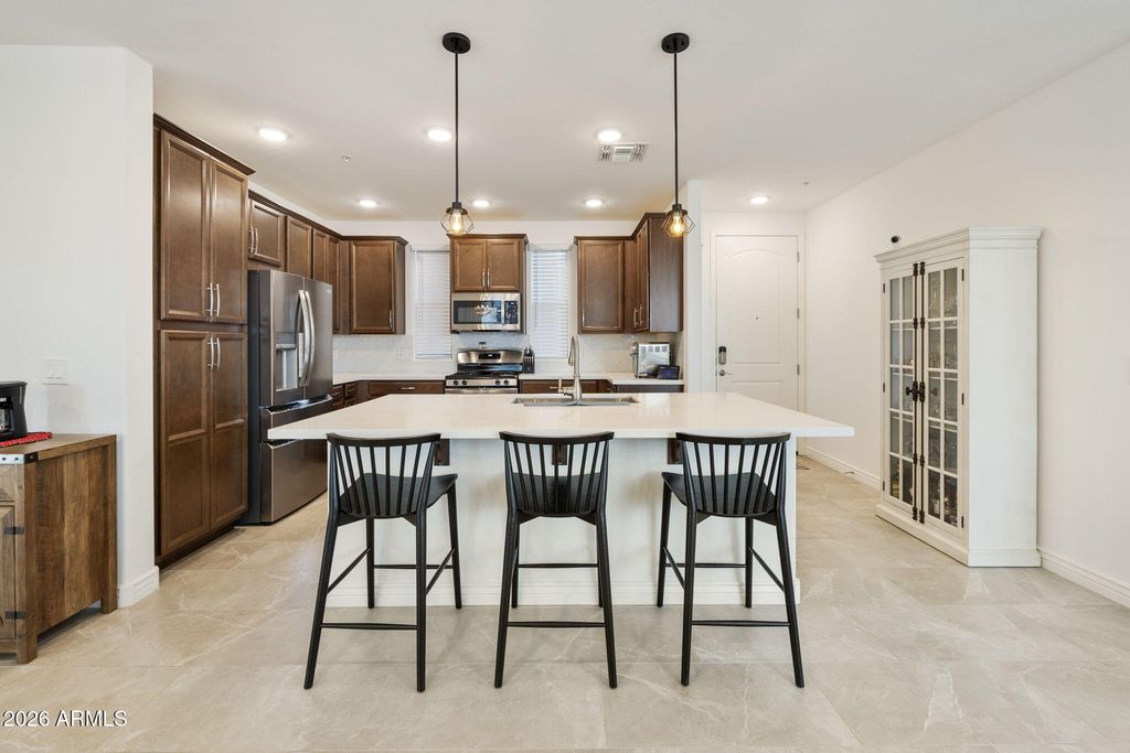 5100 E RANCHO PALOMA Drive 1053, Cave Creek, AZ 85331