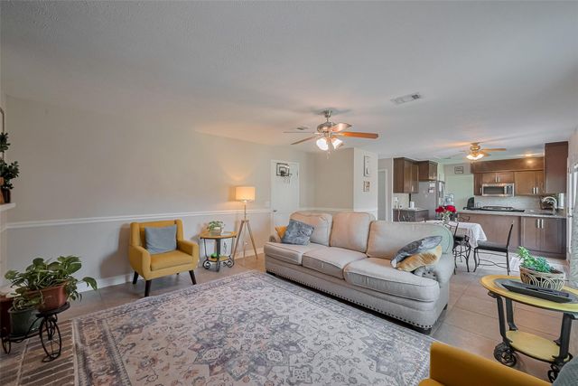 3426 Hidden Creek Drive, Sugar Land, TX 77479