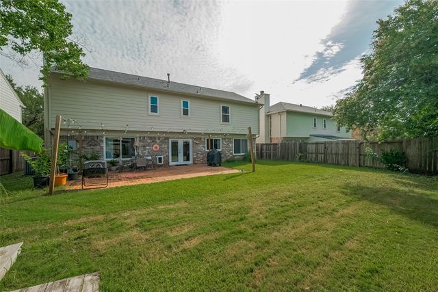 3426 Hidden Creek Drive, Sugar Land, TX 77479