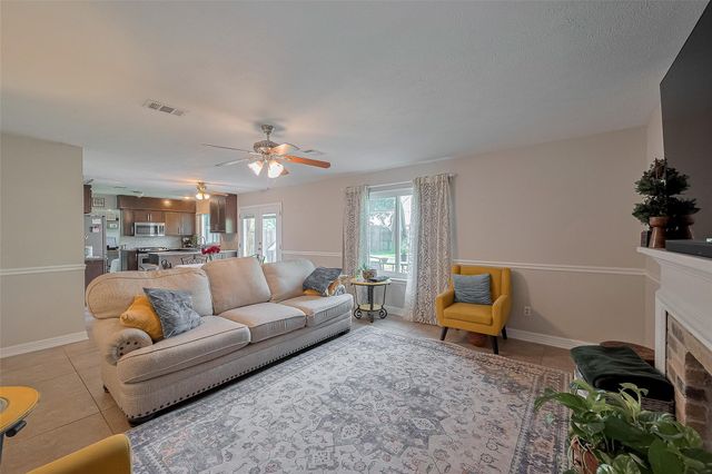 3426 Hidden Creek Drive, Sugar Land, TX 77479