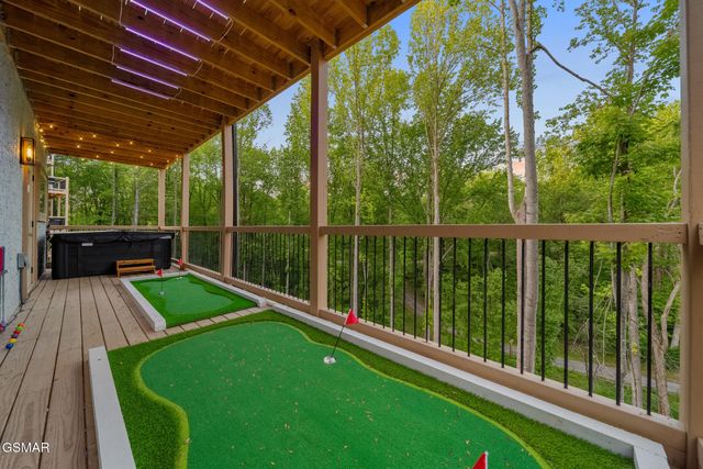 1924 Pine Court, Sevierville, TN 37876