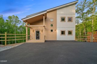 1924 Pine Court, Sevierville, TN 37876