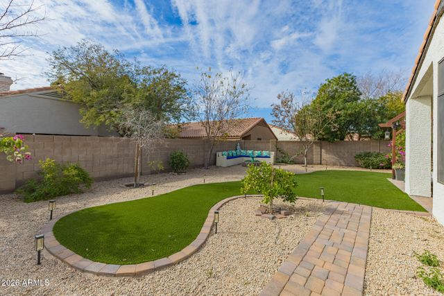 8629 W MAUI Lane, Peoria, AZ 85381