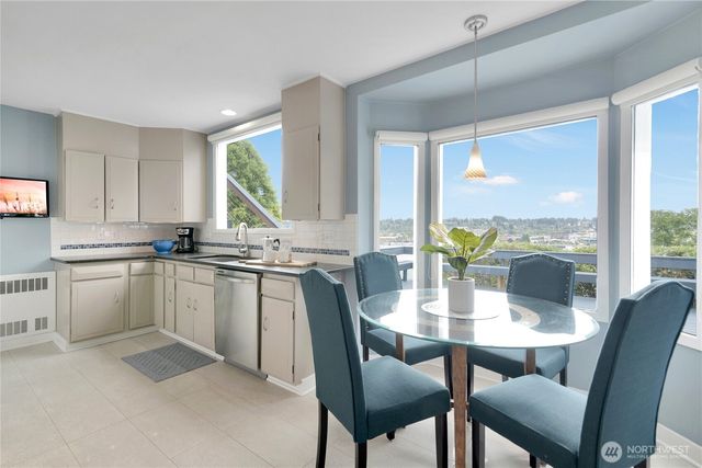 214 Sherman Street NW, Olympia, WA 98502