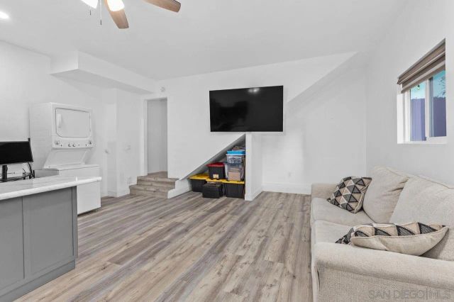 6245 Broadmoor Dr., La Mesa, CA 91942